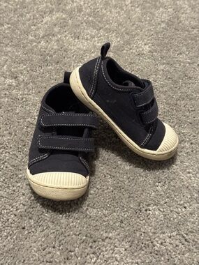 Jumping Beans toddler boy canvas sneakers in blue